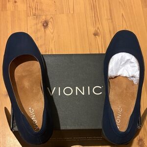 Vionic Nubuck slip-on wedges. Navy Suede. Style: Sereno
